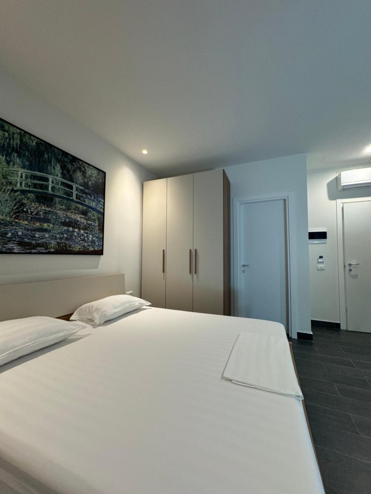 Split Rooftop Suites Durres Ngoại thất bức ảnh